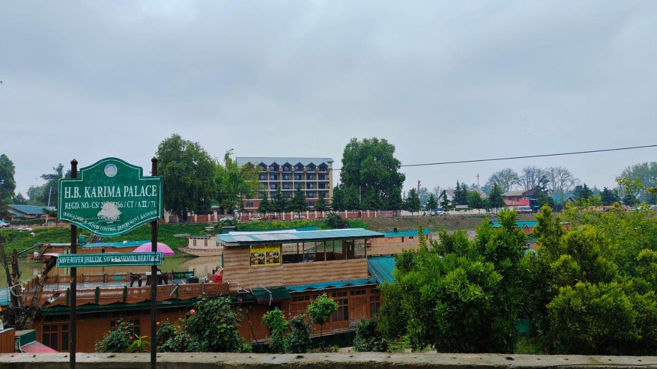 Houseboat Karima Palace Srīnagar Exterior foto